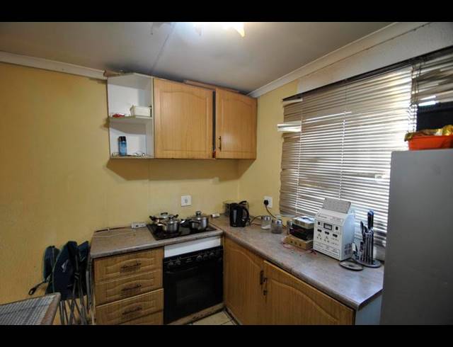 2 BEDROOM HOUSE FOR SALE IN DAWN PARK